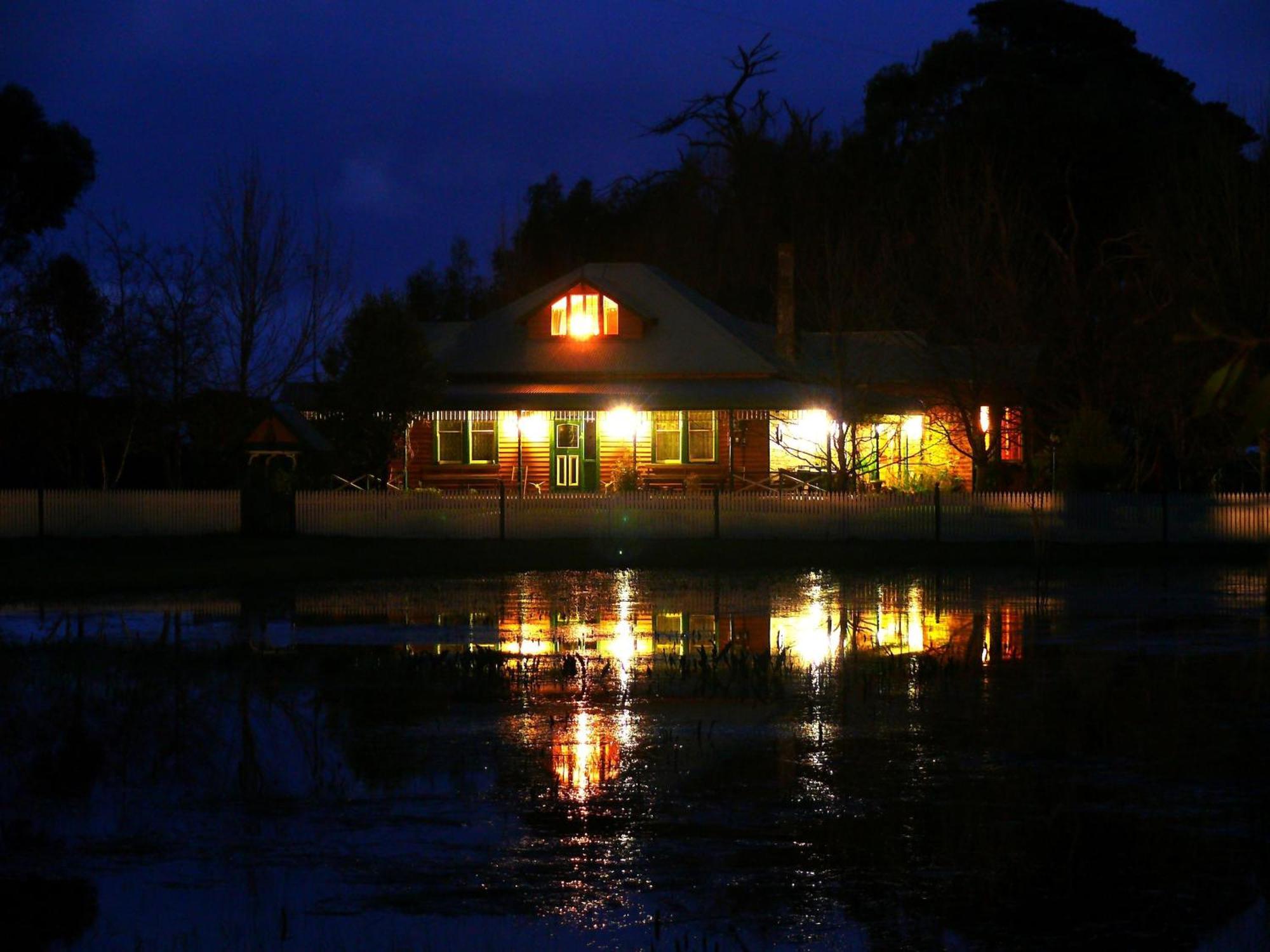 Butterfly Farm Bed And Breakfast Nirranda Exterior photo