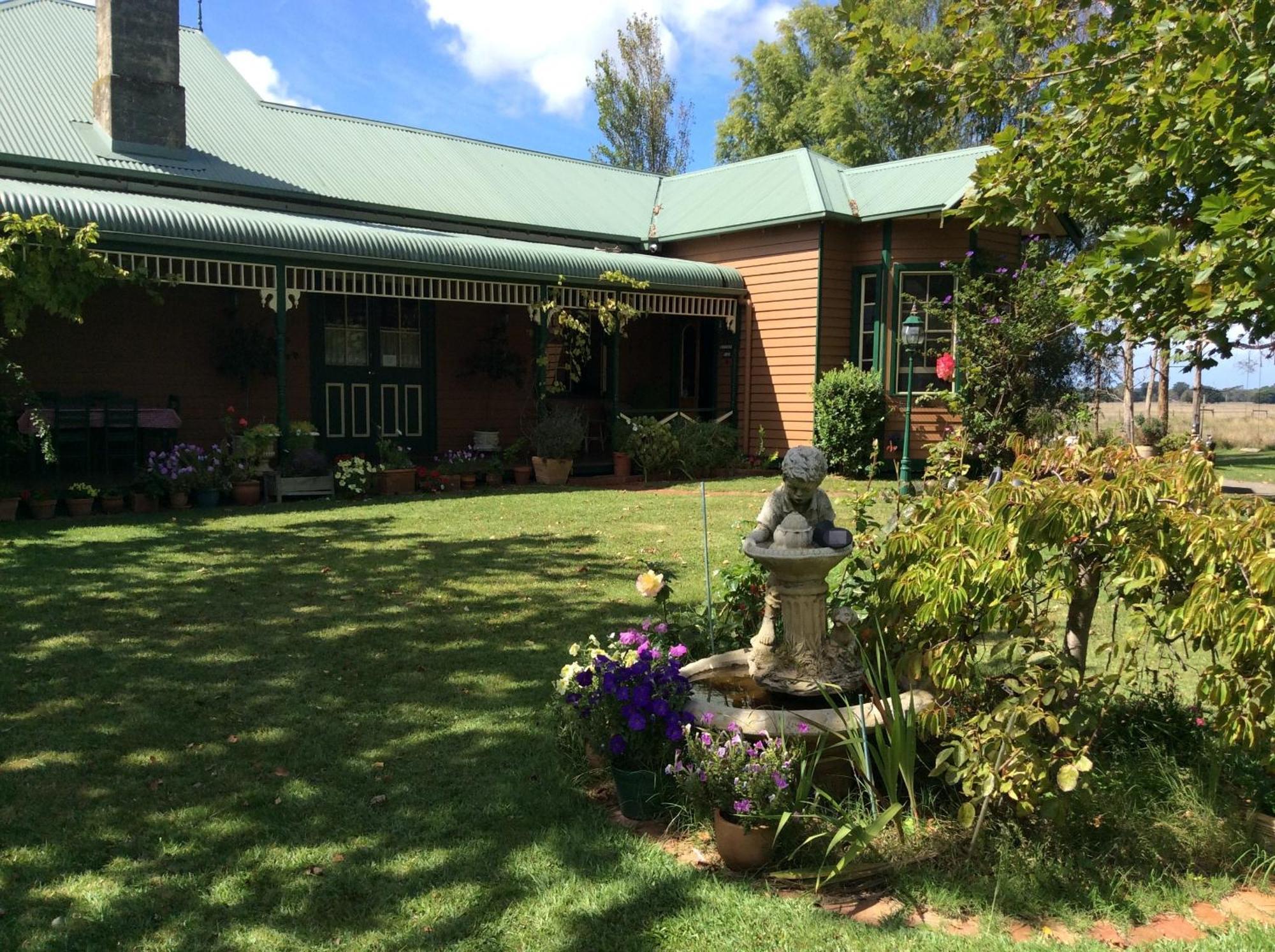 Butterfly Farm Bed And Breakfast Nirranda Room photo