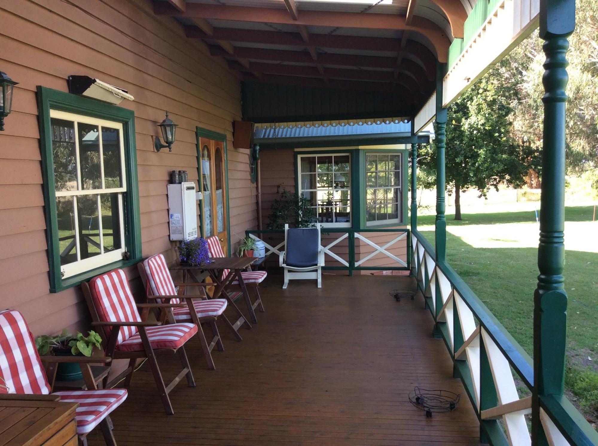 Butterfly Farm Bed And Breakfast Nirranda Room photo